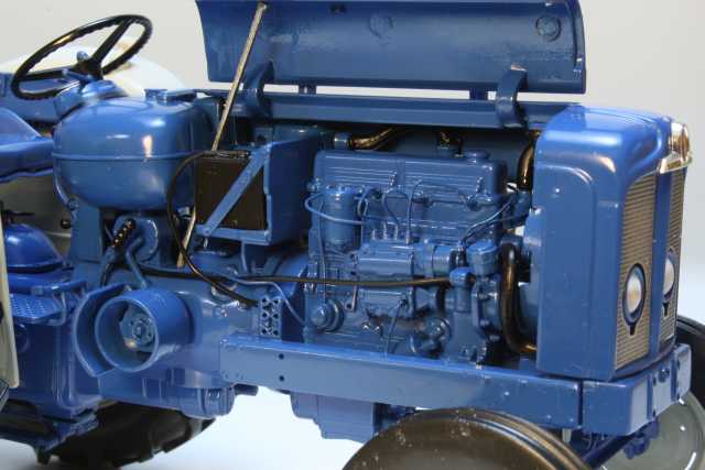 Fordson Super Major "New Performance" 1963, blue