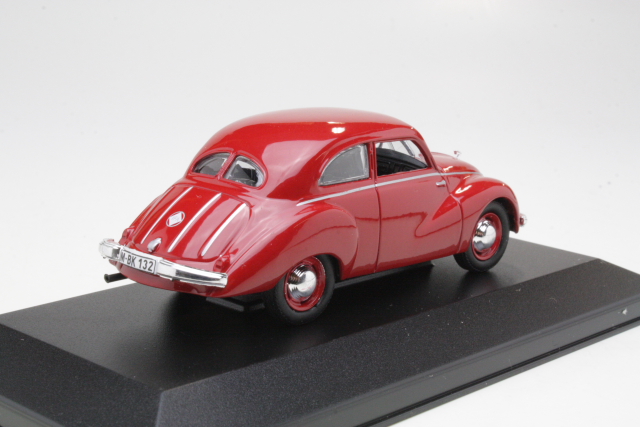 IFA F9 limousine, red