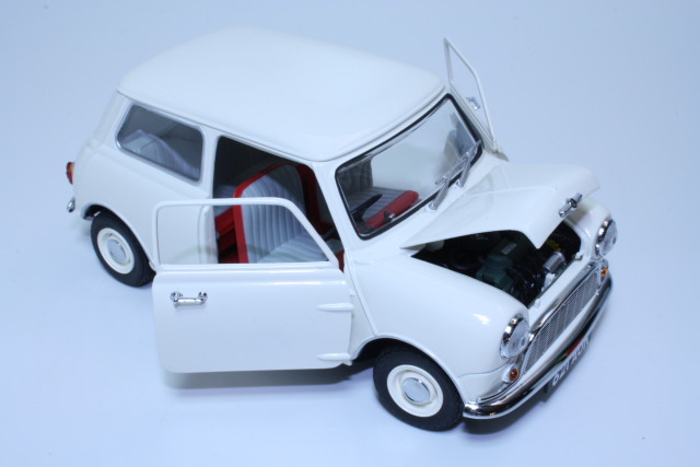 Morris Mini Minor 1959, valkoinen