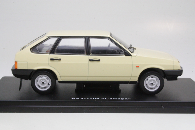 Lada Samara 2109 1987, beige - Sulje napsauttamalla kuva