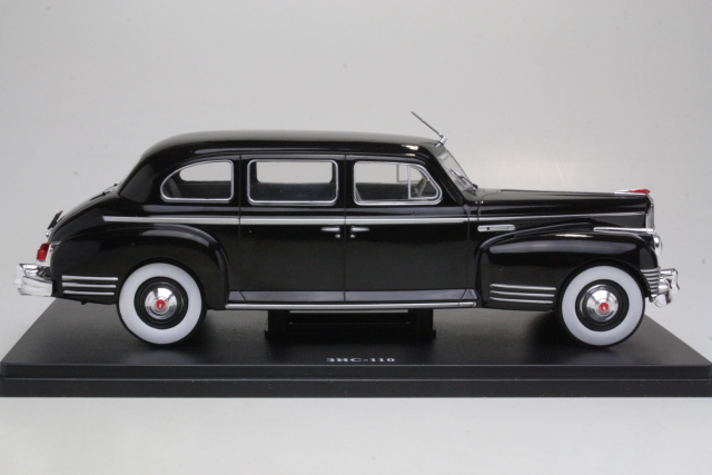 ZIS 110 Berline 1945, black