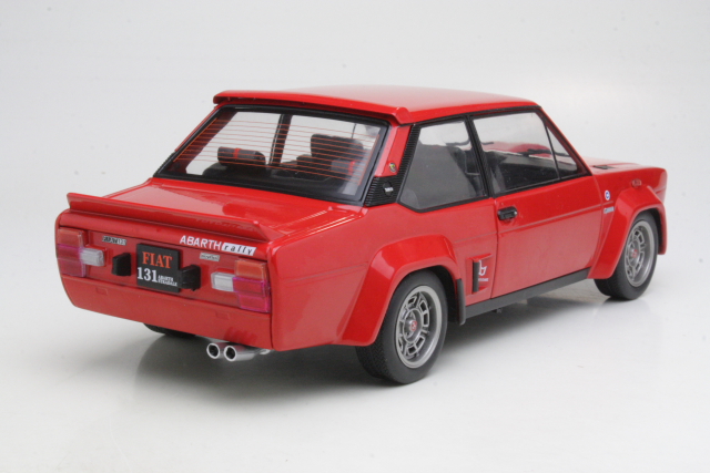 Fiat 131 Abarth 1980, punainen - Sulje napsauttamalla kuva