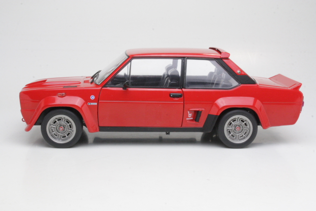 Fiat 131 Abarth 1980, punainen - Sulje napsauttamalla kuva