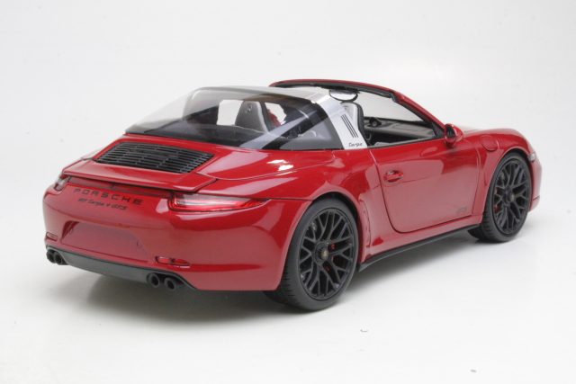 Porsche 911 (991) Targa 4 GTS 2015, red