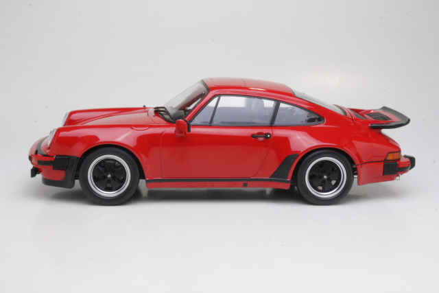 Porsche 911 (930) 3.0 Turbo 1976, punainen - Sulje napsauttamalla kuva