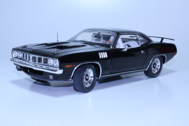 Plymouth Cuda 383 1971, black