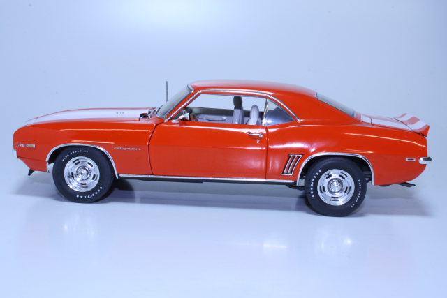 Chevrolet Camaro Z28 1969, oranssi