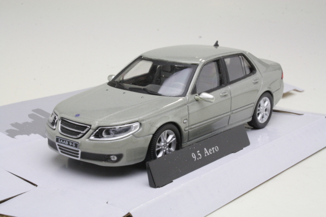 Saab 9-5 Sedan 2006, vaaleanvihreä