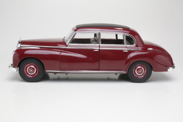 Mercedes 300 1955, dark red