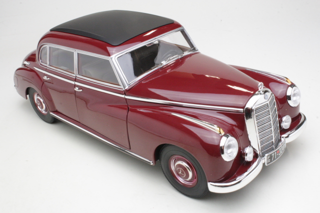 Mercedes 300 1955, dark red
