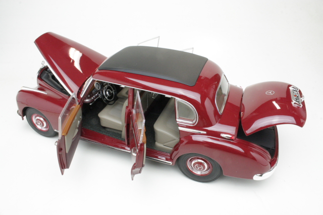 Mercedes 300 1955, dark red
