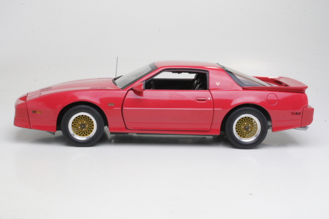 Pontiac Trans Am GTA 1988, red