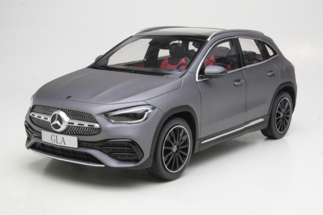 Mercedes GLA (H247) 2020, harmaa