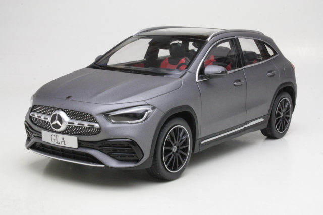 Mercedes GLA (H247) 2020, harmaa - Sulje napsauttamalla kuva