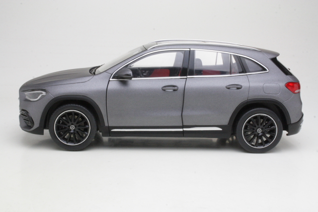 Mercedes GLA (H247) 2020, harmaa