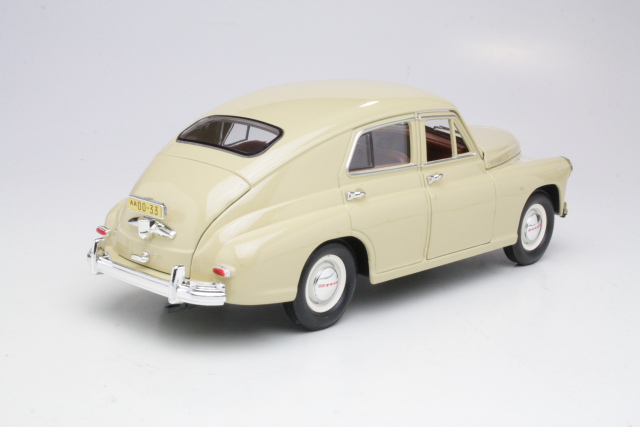 GAZ M20 Pobeda, beige