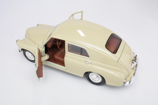 GAZ M20 Pobeda, beige