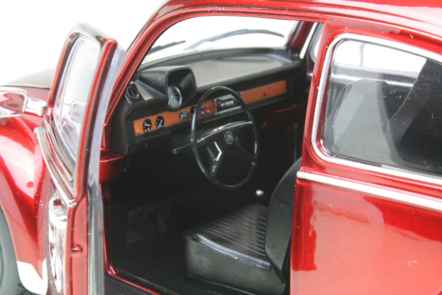 VW Beetle 1303 1974, red "Custom"