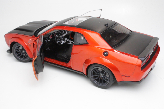 Dodge Challenger SRT Hellcat Redeye Widebody, oranssi