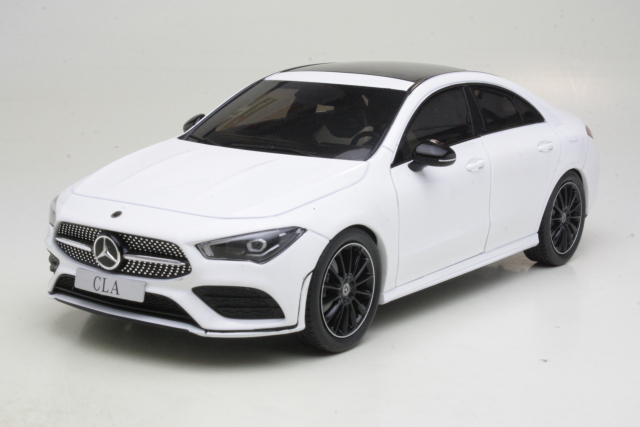 Mercedes CLA (C118) Coupe AMG Line 2019, valkoinen - Sulje napsauttamalla kuva