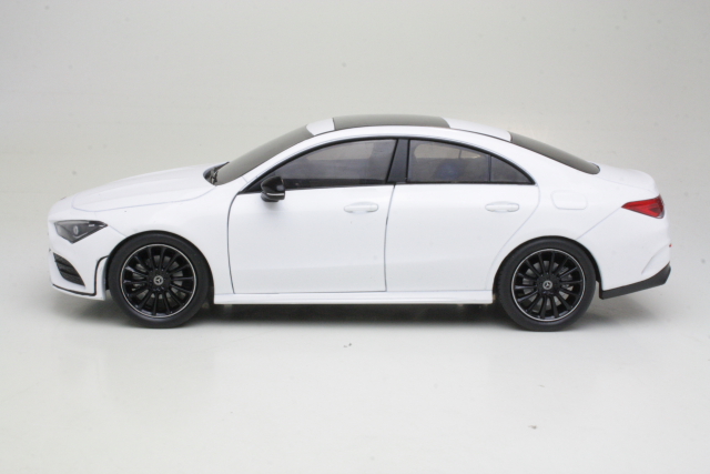 Mercedes CLA (C118) Coupe AMG Line 2019, valkoinen