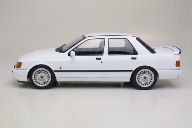 Ford Sierra Cosworth 1988, valkoinen - Sulje napsauttamalla kuva