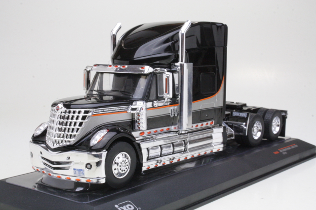 International Lonestar 2010, black