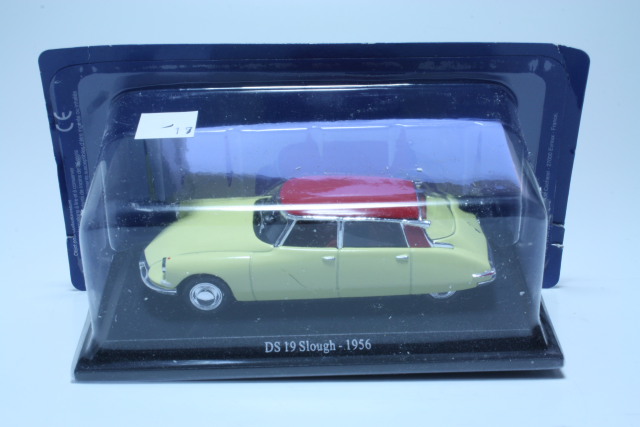 Citroen DS19 Slough 1956, yellow/red