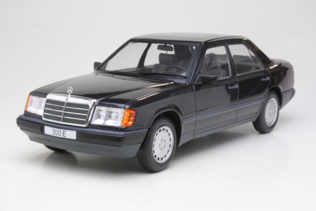 Mercedes 300E (w124) 1984, musta