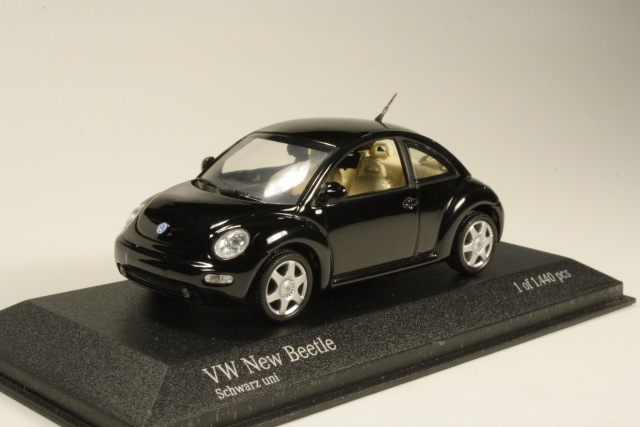 VW New Beetle 1998, musta