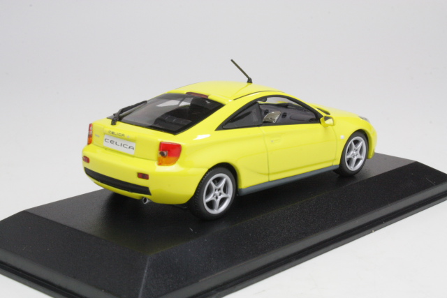 Toyota Celica (T230) 2000, yellow