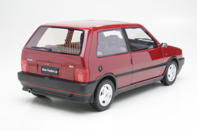 Fiat Uno Turbo Mk2 1992, punainen - Sulje napsauttamalla kuva