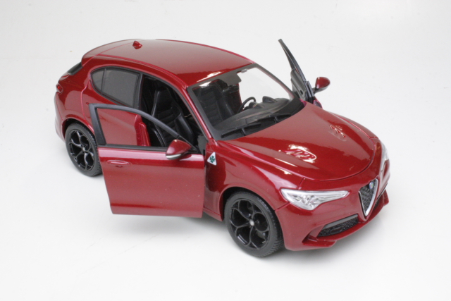 Alfa Romeo Stelvio Q4 Quadrifoglio V6 BiTurbo 2017, red