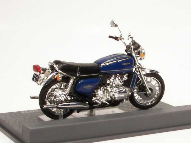 Honda GL1000 Gold Wing 1975, blue