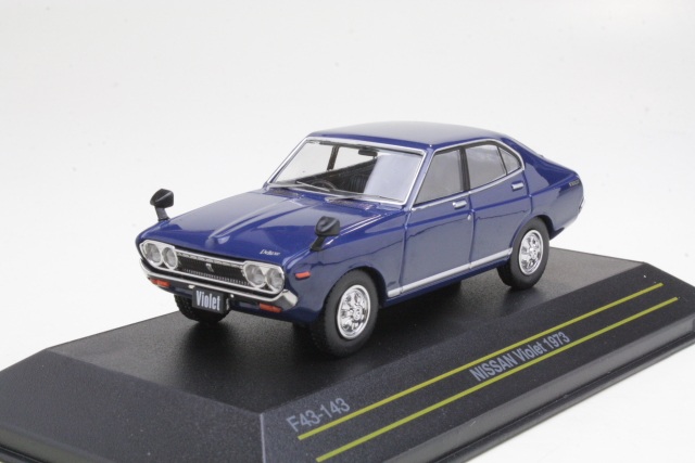 Nissan 160J Violet 1973, blue