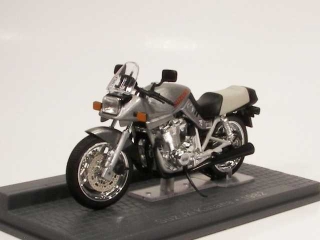 Suzuki Katana 1100 1982, silver
