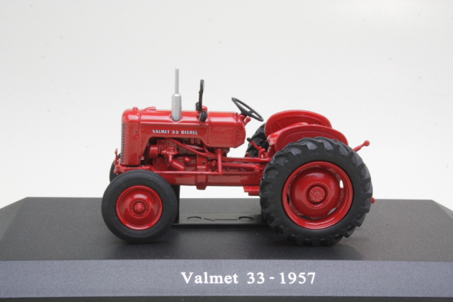 Valmet 33 D 1957, punainen 1:43