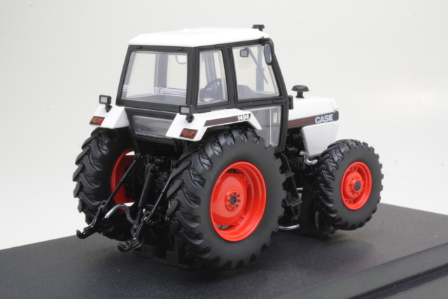 Case 1494 4wd 1986, white