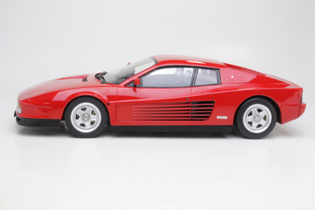 Ferrari Testarossa 1986, punainen - Sulje napsauttamalla kuva