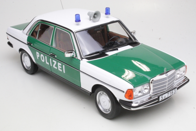 Mercedes 200 (w123) 1976 "Polizei"