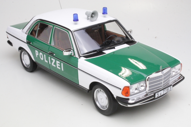 Mercedes 200 (w123) 1976 "Polizei" (B-LAATU) - Sulje napsauttamalla kuva