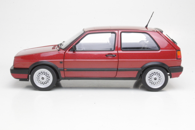 VW Golf 3 GTi 1990, punainen - Sulje napsauttamalla kuva