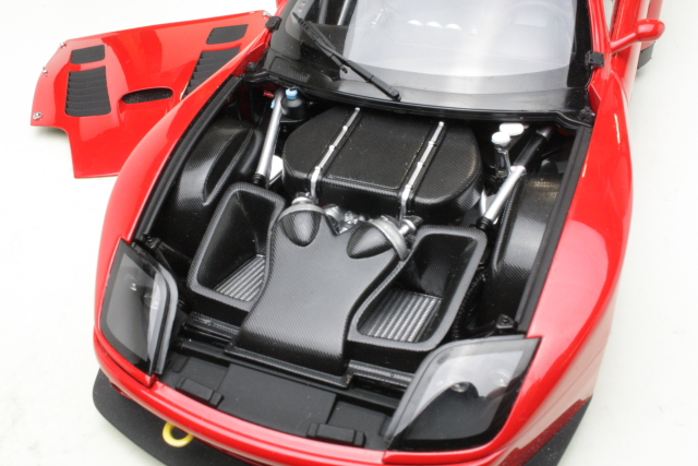 Ferrari 575 GTC 2004, punainen