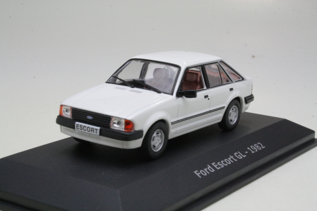 Ford Escort Mk3 GL 1982, valkoinen - Sulje napsauttamalla kuva