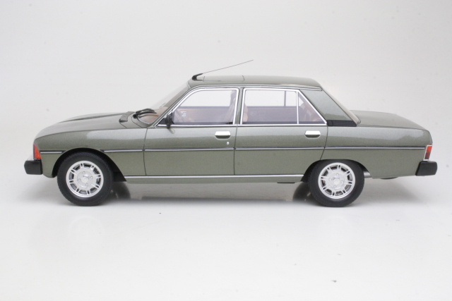 Peugeot 604 GTI 1984, vihreä