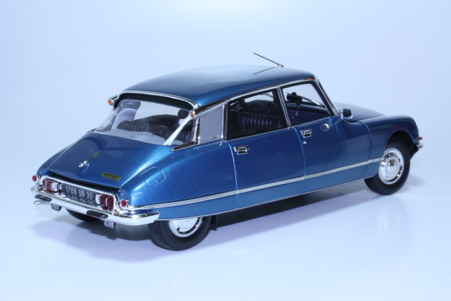 Citroen DS23 Pallas 1974, sininen