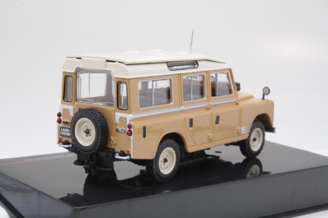 Land Rover Series II 109 Station Wagon 4x4 1958, beige - Sulje napsauttamalla kuva