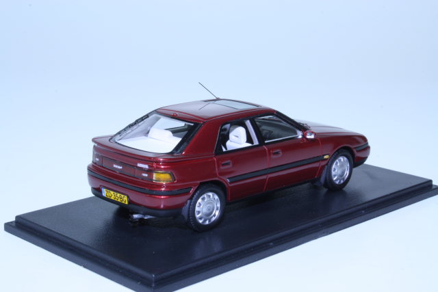 Mazda 323F Mk1 1992, red