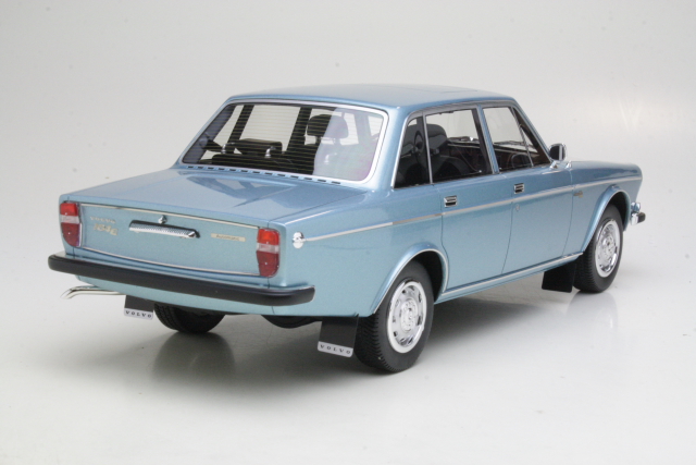 Volvo 164 1972, light blue