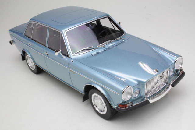 Volvo 164 1972, light blue